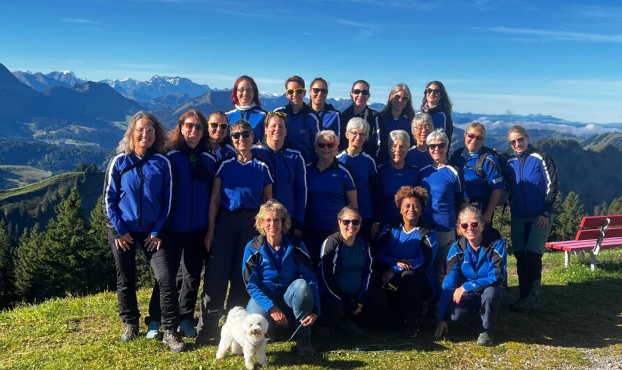 Frauenriegereise 2025 auf den Kronberg AI